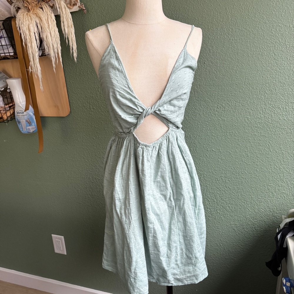 NWT Roxy Evening Glow Light Green Twist Front Dress